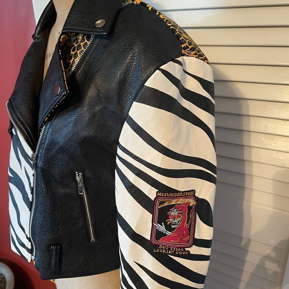 AZAELEA WANG | misunderstood crop moto jacket L NWT $110 - Picture 7 of 16